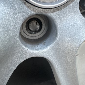 EZ Tire Shop - Sheared off lug nut. - Tires Near Me - Vacaville, California