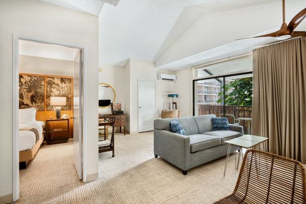 White Sands Hotel by null