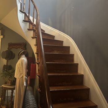 Lizzie Borden Bed & Breakfast Museum - Bed & Breakfast Near Me - Fall River, Massachusetts