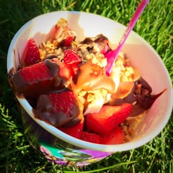 Menchie's - Nuts overload