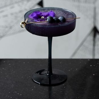 Wolfsglen - They told me it's the same cocktail. Don't go if you are looking for artistic drink - Cocktail Bars Near Me - Los Angeles, California Wolfsglen - They told me it's the same cocktail. Don't go if you are looking for artistic drink - Cocktail Bars Near Me - Los Angeles, California