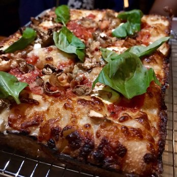 Emily - Mimi Cheng's (ricotta, roasted garlic, mushrooms, Calabrian chilies, basil) - Pizza Near Me - New York, New York