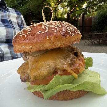 Barndiva - Smash Burger - new and yummy! - New American Near Me - Healdsburg, California Barndiva - Smash Burger - new and yummy! - New American Near Me - Healdsburg, California