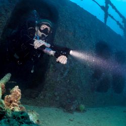 Davey Bones Scuba Center