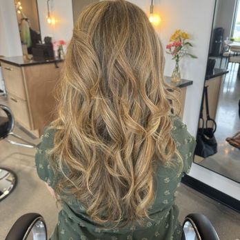 Salon Seventy 44 - Hair Salons Near Me - Franklin, Wisconsin