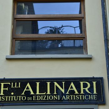 Alinari - Dal 1852 - Bookstores Near Me - Florence, FI