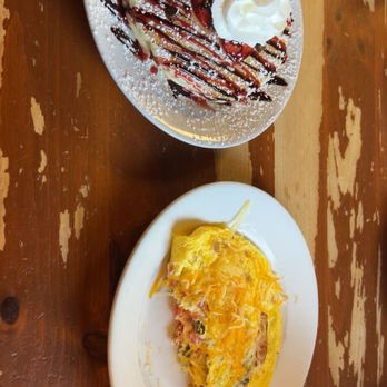 Flapjack's Pancake Cabin - Veggie omelet w/ bacon and a strawberry chocolate chip pancake stack - Breakfast & Brunch Near Me - Gatlinburg, Tennessee