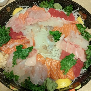 Sushi Take Out Enjoy - Medium Sashimi Platter - Sushi Bars Near Me - Flushing, New York
