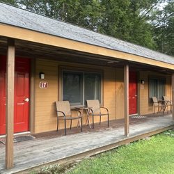 Wiscasset Woods Lodge