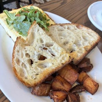 Doro Marketplace - Frittata - Bakeries Near Me - Windsor Locks, Connecticut