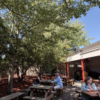 LOVELY - more outdoor seating - Coffee & Tea Near Me - Springfield, Oregon