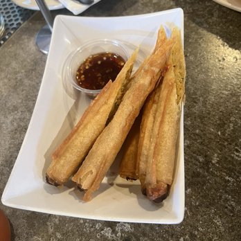 Midtown Spirits - Chicken Lumpia - Bars Near Me - Sacramento, California