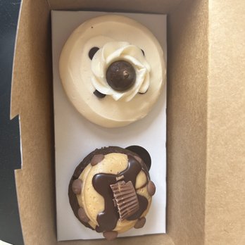 Sweeterie - Chocolate Peanut Butter cupcake - Desserts Near Me - Cincinnati, Ohio