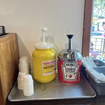 Dang Burger - Ketchup and mustard bar - Burgers Near Me - Carpinteria, California