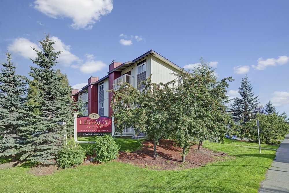 LEGACY WEST APARTMENT HOMES Updated September 2024 22 Photos & 11 Reviews 141 Patterson St