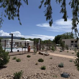 Common area & pool Common area & pool