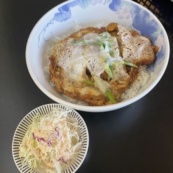 Ducks - Katsudon w/ small side salad - Japanese Curry Near Me - San Gabriel, California Ducks - Katsudon w/ small side salad - Japanese Curry Near Me - San Gabriel, California