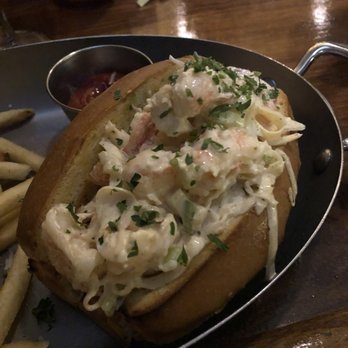 The Franklin Room - American Near Me - Chicago, Illinois The Franklin Room - American Near Me - Chicago, Illinois