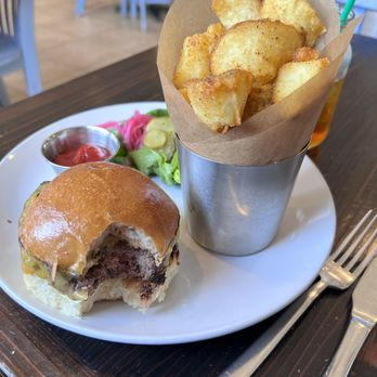 The Spoon Trade - Burger and fried potatoes - New American Near Me - Grover Beach, California The Spoon Trade - Burger and fried potatoes - New American Near Me - Grover Beach, California
