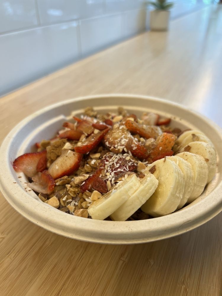 KURE JUICE BAR Updated October 2024 14 Photos & 17 Reviews 345