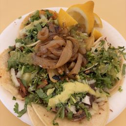 2x Al Pastor, 2x Steamed Brisket, 1x Carnitas 2x Al Pastor, 2x Steamed Brisket, 1x Carnitas