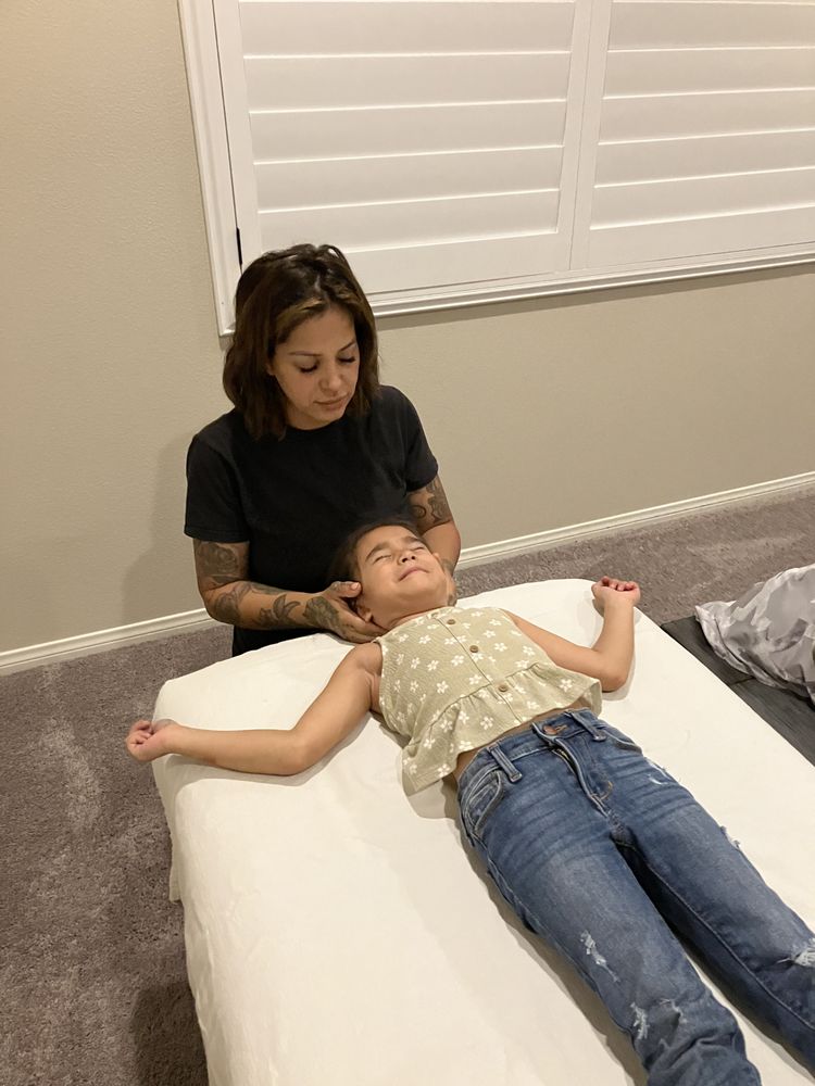 Touch 2 Heal & Rejuvenate Logo