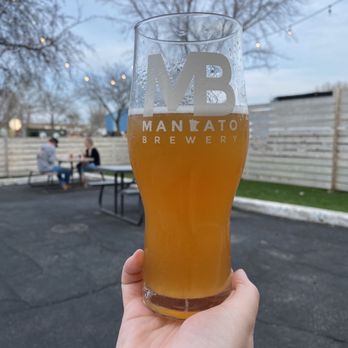 Mankato Brewery - Mad Butcher IPA - Breweries Near Me - North Mankato, Minnesota Mankato Brewery - Mad Butcher IPA - Breweries Near Me - North Mankato, Minnesota