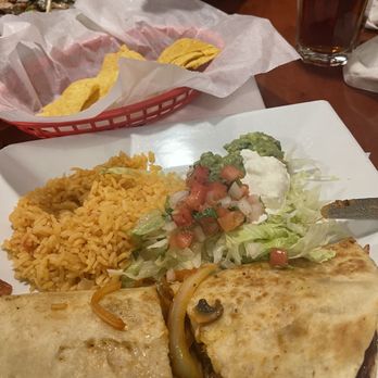 Rancho Nuevo - Shrimp, quesadilla delicious, yellow rice and guacamole salad - Mexican Near Me - Front Royal, Virginia