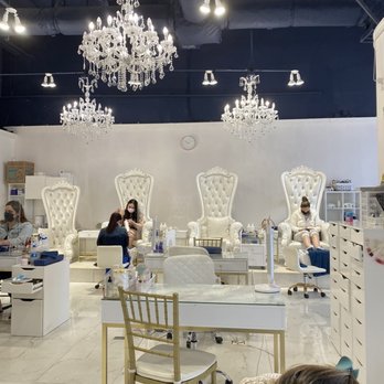 Sapphire Beauty Lounge - Inside - Nail Salons Near Me - Newark, California