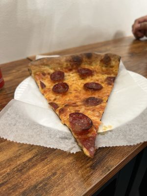 Pizza Loves Sauce by null
