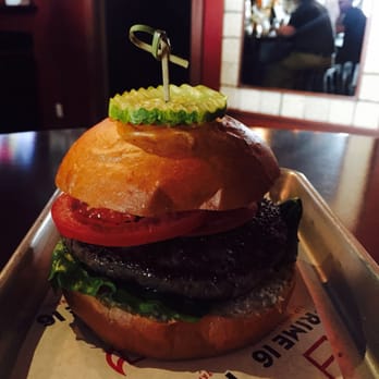 Prime 16 - Burger - Burgers Near Me - New Haven, Connecticut