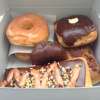 Legendary Doughnuts - Half dozen...snickers, Oprah, Bavarian cream - Donuts Near Me - Auburn, Washington