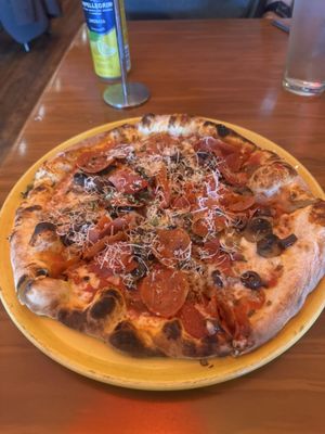 Il Vicino Wood Oven Pizza by null