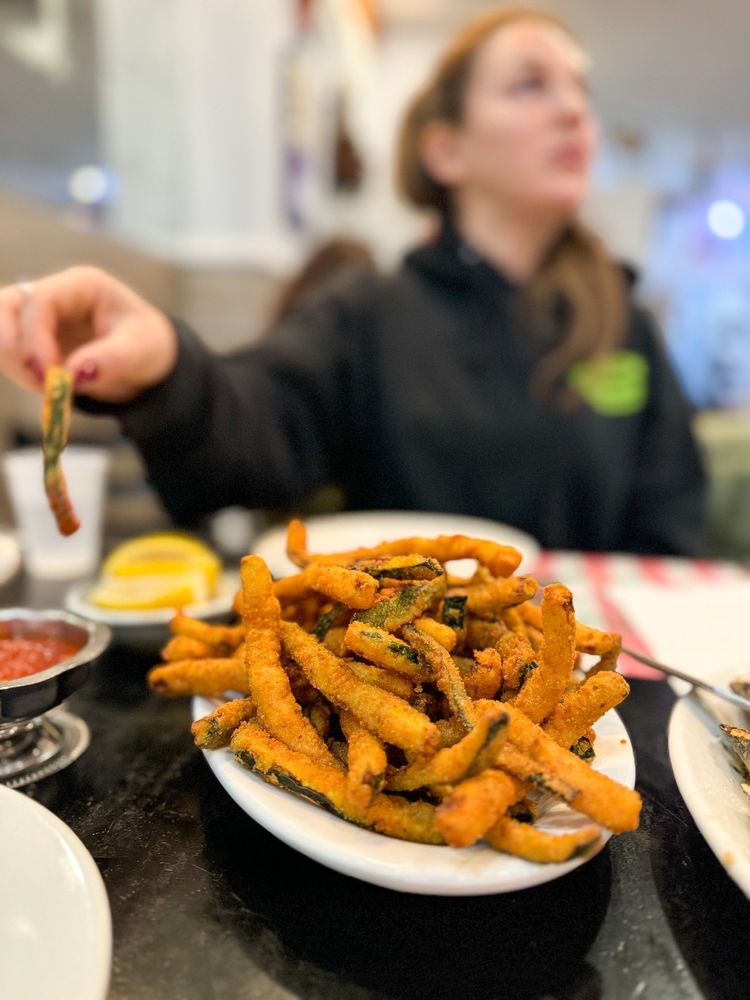 Randazzo's Clam Bar