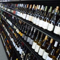Dubuque Wine & Spirits