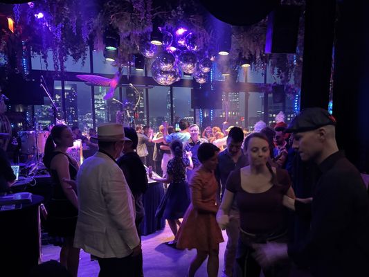 Somewhere Nowhere NYC - Lounge, Nightclub & Rooftop Pool by null