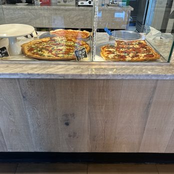 Romana Pizzeria - Pizza Near Me - Danville, California Romana Pizzeria - Pizza Near Me - Danville, California