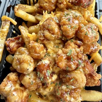 Mr Fries Man - Lemon Pepper Wet with Honey Garlic - American Near Me - Gardena, California