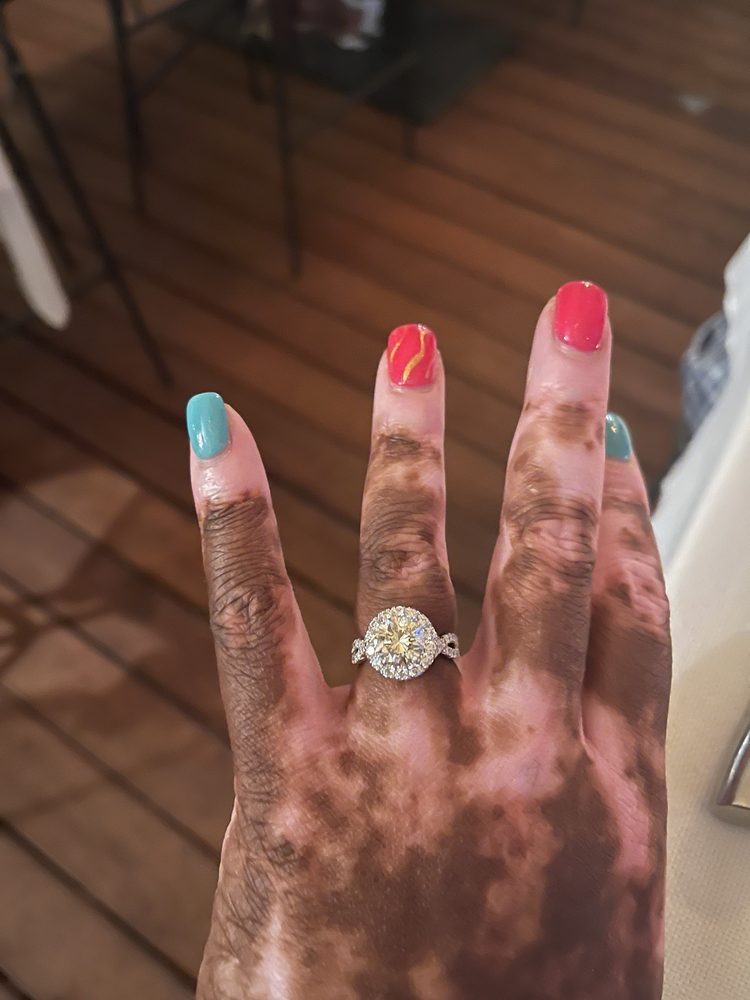 RADCLIFFE JEWELERS Updated September 2024 56 Reviews 1819 Reisterstown Rd, Pikesville