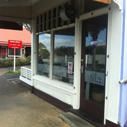 Woodside Cafe - Front door at Villa Cafe