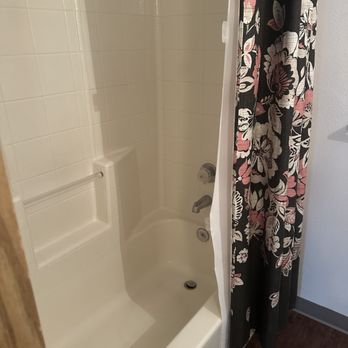 Cascade Shine - Home Cleaning Near Me - Cheshire, Oregon Cascade Shine - Home Cleaning Near Me - Cheshire, Oregon