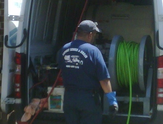 Slide of Expert Sewer & Drain LLC