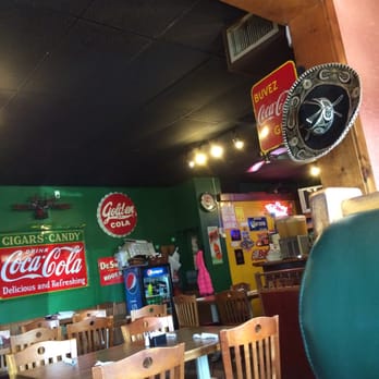 Lil Burro - Decor - Mexican Near Me - Bellevue, Nebraska
