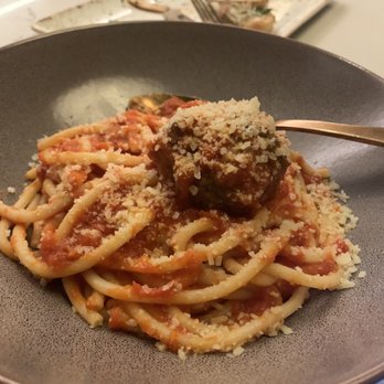 Tavola - Bucatini Pomodoro - Italian Near Me - Minneapolis, Minnesota Tavola - Bucatini Pomodoro - Italian Near Me - Minneapolis, Minnesota