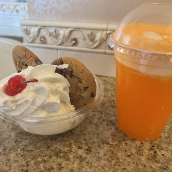 Carnation Cafe - Chocolate chip cookie sundae, and a Orange Fanta float - American Near Me - Anaheim, California