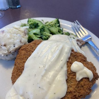 Bienvenidos Restaurant - My favorite-chicken fried steak - American Near Me - Holbrook, Arizona Bienvenidos Restaurant - My favorite-chicken fried steak - American Near Me - Holbrook, Arizona