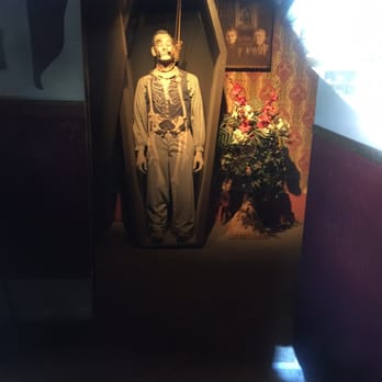 Boot Hill Undertaker - Hung Up! - Haunted Houses Near Me - Buena Park, California