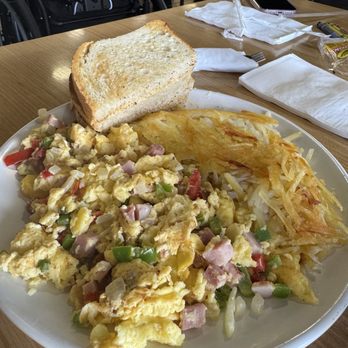 The Cracked Egg - Omelette - New American Near Me - Las Vegas, Nevada The Cracked Egg - Omelette - New American Near Me - Las Vegas, Nevada