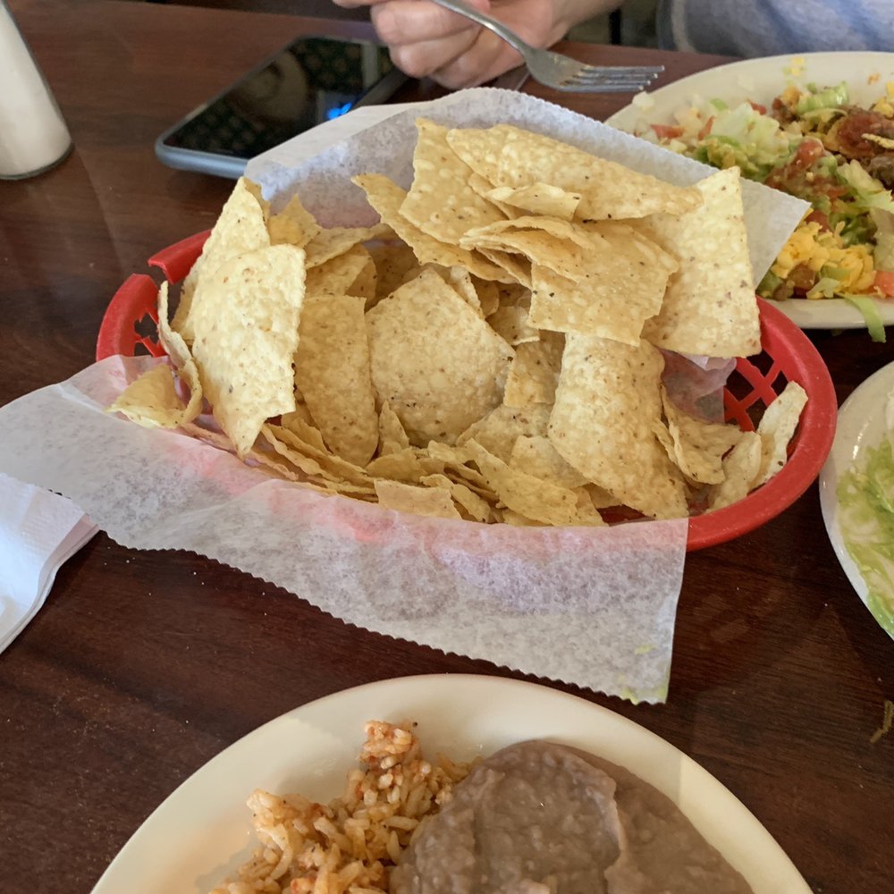 Enchiladas Y Mas - Fresh chips w/salsa. Yum - Salad Near Me - Austin, Texas Enchiladas Y Mas - Fresh chips w/salsa. Yum - Salad Near Me - Austin, Texas