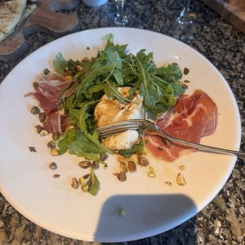 Vinny's on Windward - Arugula with burrata and pistachios - Italian Near Me - Alpharetta, Georgia Vinny's on Windward - Arugula with burrata and pistachios - Italian Near Me - Alpharetta, Georgia